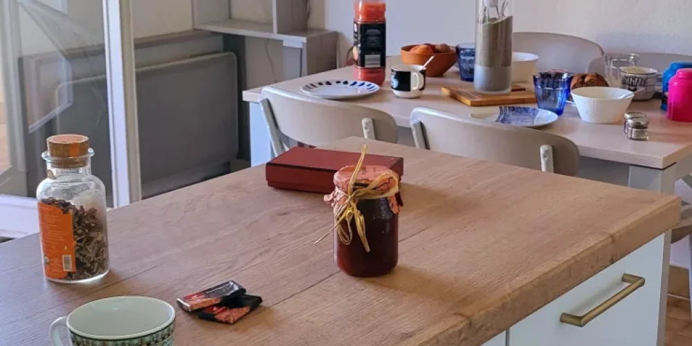 48y4_88dc2368-82ee-4303-b094-9488a349fa49